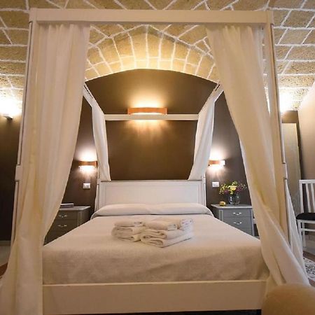B&B Laura - Luxury Rooms Галліполі Екстер'єр фото